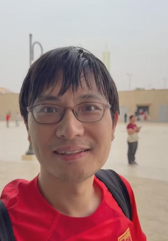 世界杯app下载-【特写】10年后决赛夜偶遇，他与中国足球的20年之约